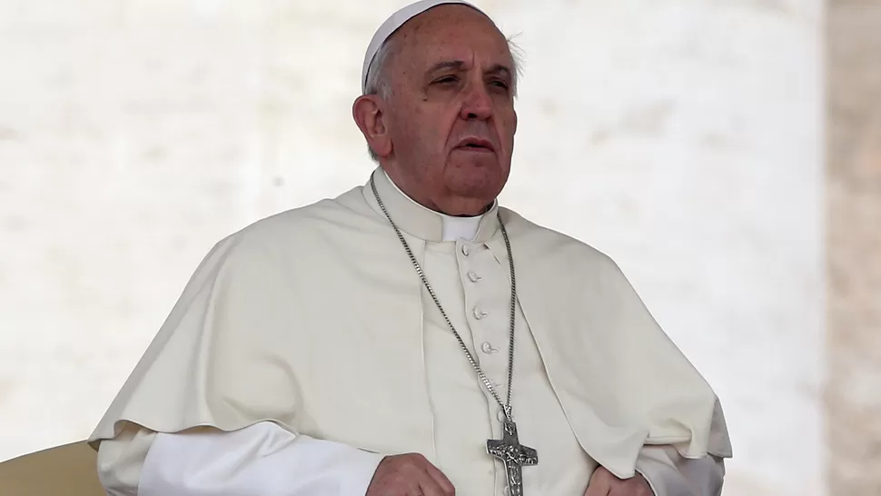 PREOCUPACIÓN. El Papa afirmó que hay países donde los cristianos van presos sólo por cargar el Evangelio. REUTERS