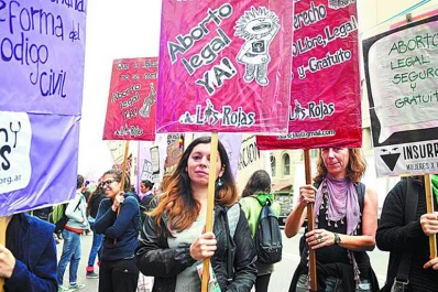 Moreno: Una adolescente logró abortar en una clínica privada, tras ser rechazada en un hospital