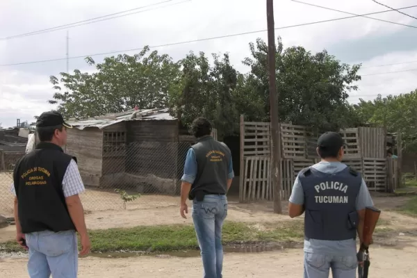 Desbaratan la venta de droga en un barrio de Los Pocitos