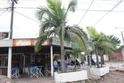 Los dueños de un bar creen que los asaltaron en señal de represalia