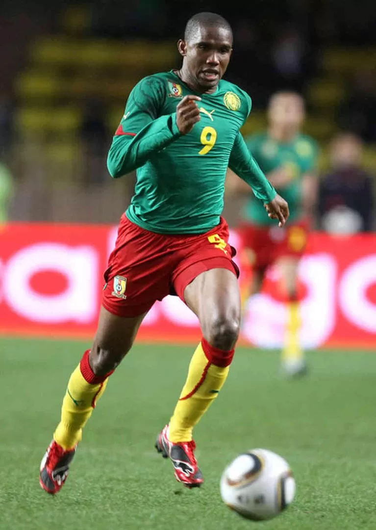  HIZO MÉRITOS. Samuel Eto’o llevó a Camerún a las grandes páginas del fútbol y con goles le dio trascendencia mundial. foto de npr.org