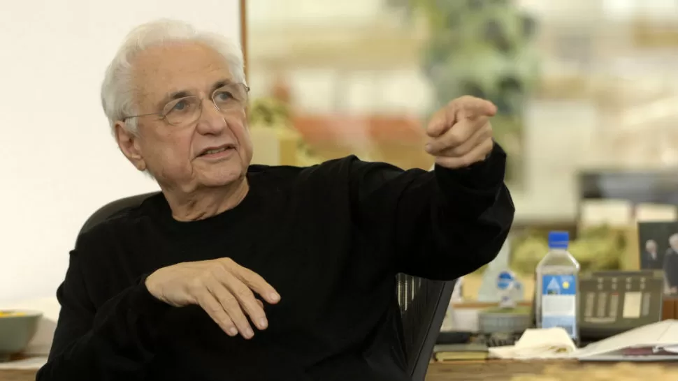 ESTRELLA. “¡Yo no soy un starchitect! Sólo soy un arquitecto”, dijo Gehry en una entrevista. FOTO DE ELSILENCIERO.COM