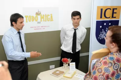 Barrado y Sale terminaron el secundario: Al ejemplo hay que darlo haciendo