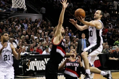 Ginóbili sumó 16 puntos en la victoria de Spurs ante Blazers