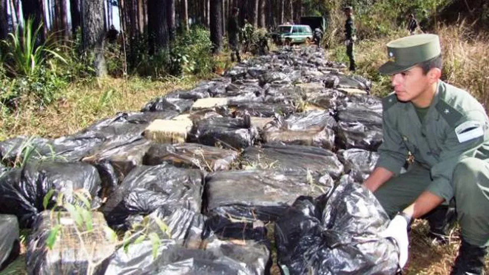 FRONTERA CALIENTE. Cada semana se secuestran cargamentos de cocaína en el límite con Bolivia. FOTO TOMADA DE QUEPASASALTA.COM.AR