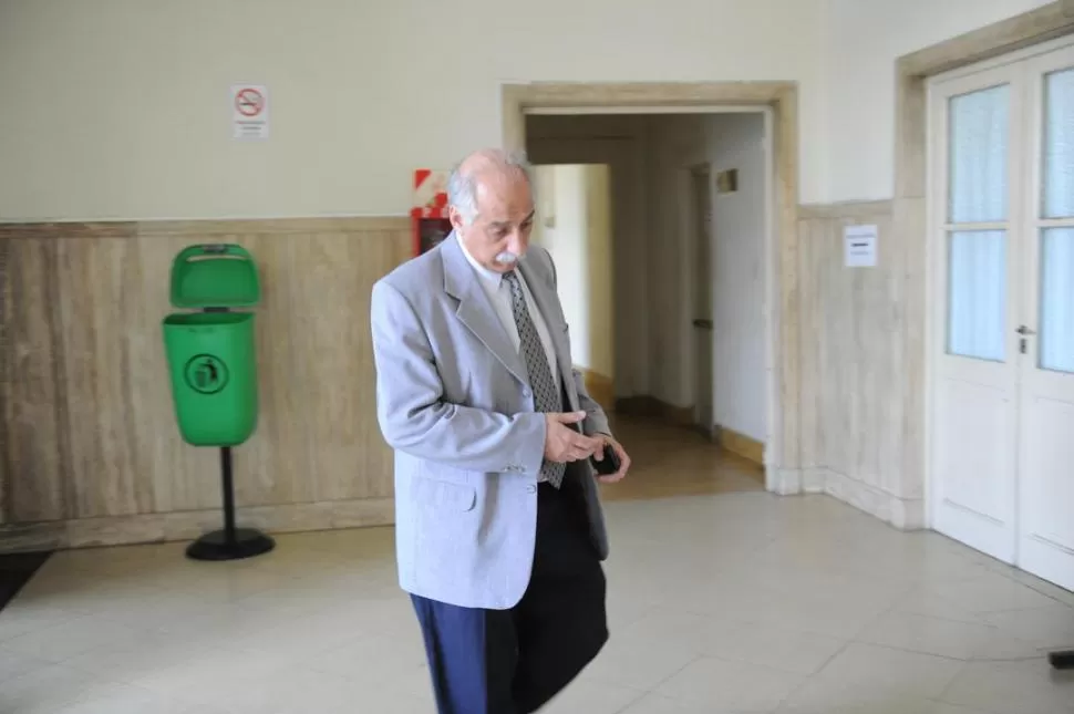 CUESTIONADO. El fiscal Albaca se desempeña desde la década de 1990 en la sede penal de Tribunales. la gaceta / foto de Hector Peralta (archivo)