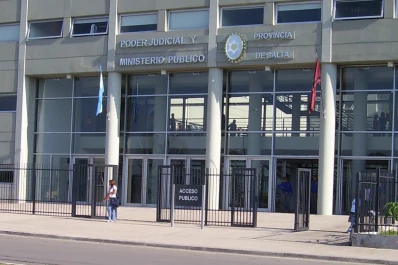 Condenan a un mayor por enviar mensajes de texto eróticos a una menor