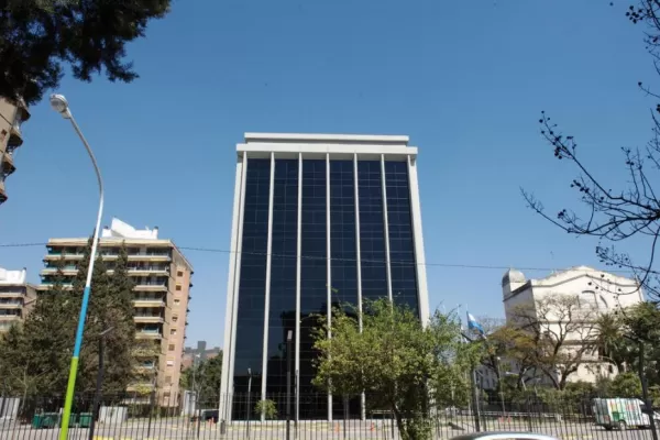 La Legislatura guarda silencio sobre los fondos para contratos