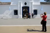 En los museos, las puertas están abiertas de par en par