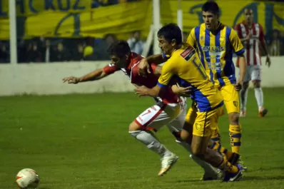 San Martín perdió sobre la hora con Juventud Unida