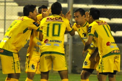 Defensa venció a San Martín en San Juan y ascendió a Primera