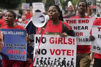 El gobierno nigeriano negocia la liberación de las adolescentes