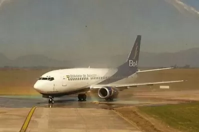 Se realizó el vuelo inaugural de BOA entre Salta y Santa Cruz de la Sierra
