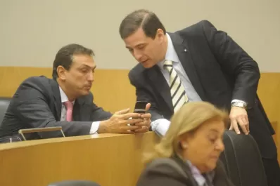 No podrán venderse motos sin patente ni seguros