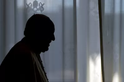 Francisco suspendió su agenda por un resfrío