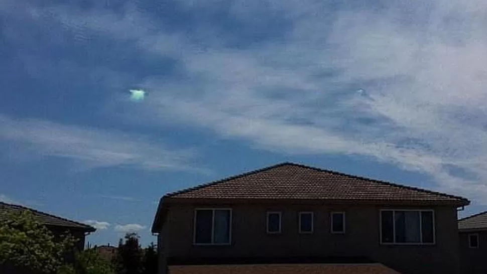 EXTRAÑO. El agujero que apareció en el cielo de California. FOTO TOMADA DE ABC.ES