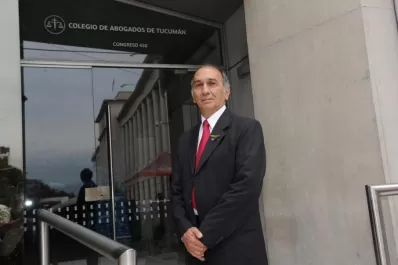 Abogados pedirán un juicio político contra Albaca