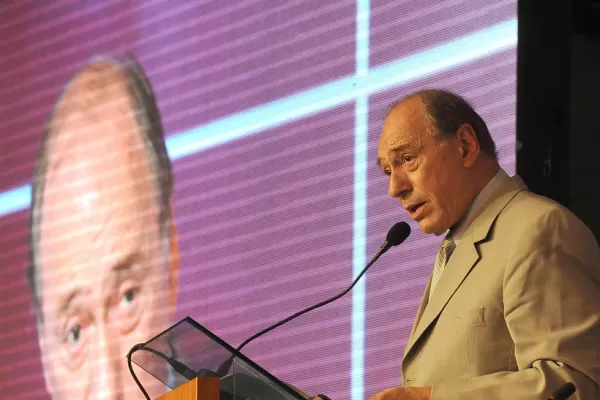 “Toda teoría jurídica, de alguna manera, es una teoría política”