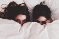 Agustina Cherri y Calu Rivero hablaron de su beso en los Martín Fierro