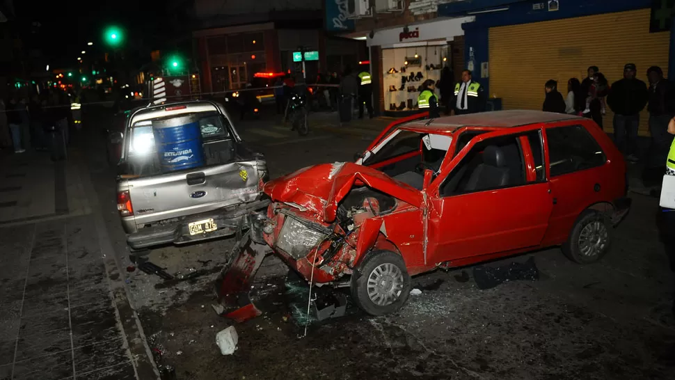 CHOQUE TRIPLE. Una mujer murió en un accidente en Concepción.