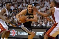 Spurs arrasó en Miami y se adelantó en la serie final