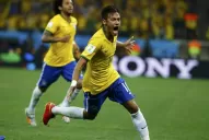 Brasil ganó sin convencer, con un penal regalado y mostrándose endeble