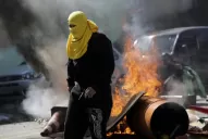 Las protestas recrudecieron en el primer día de juego