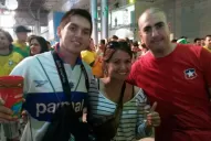 Una Babel de mil banderas y pura pasión futbolera