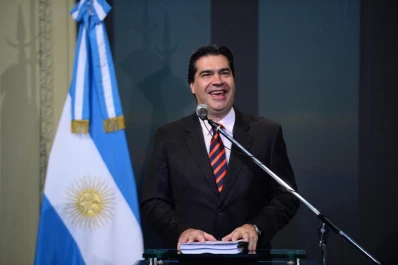 Capitanich desafió a Scioli a ganar la interna del PJ