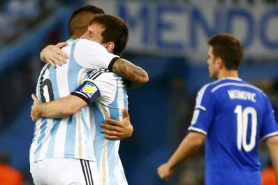 Messi sella la victoria de Argentina ante Bosnia en el Maracaná