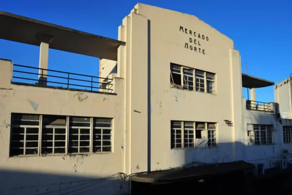 Puesteros buscan ser parte del centro comercial