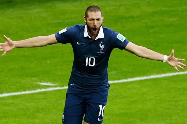 Francia venció a Honduras en el debut