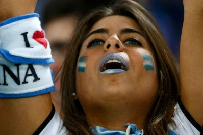 Brasil 2014: Las hinchas argentinas más sexys ante Bosnia