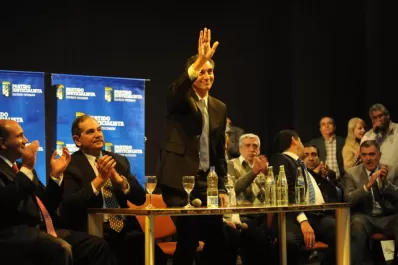 Randazzo prometió dinero para los talleres