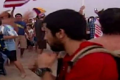 Hinchas argentinos y chilenos se enfrentaron en Río