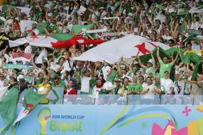 Entre el desfile argelino y el regalo sorpresa