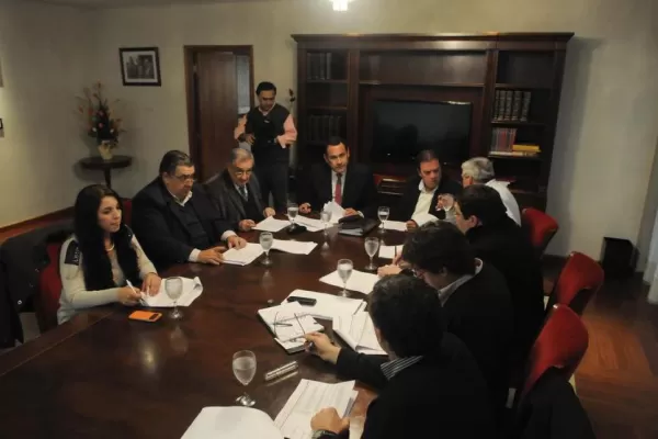 El PE pide “superpoderes” de contratación para una oficina