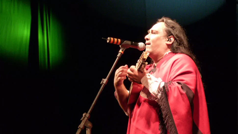 FESTIVAL. Sergio Galleguillo y Los Huayras le pusieron música al homenaje al héroe gaucho. FOTOS DE NAHUEL TOLEDO