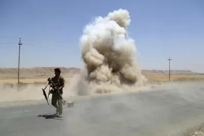 Yihadistas y el ejército luchan por el control del crudo iraquí