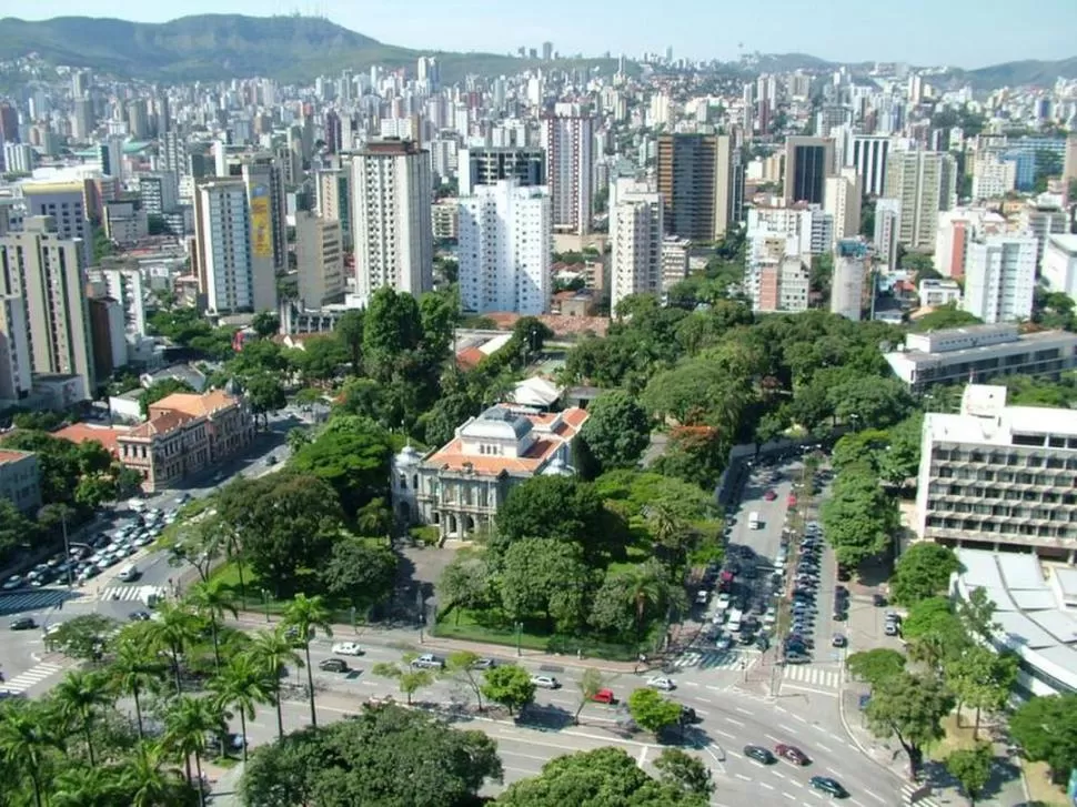 MUCHO VERDE. Belo Horizonte es una ciudad que se caracteriza por la alta calidad de vida que impera. 