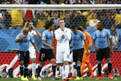 Inglaterra necesita de un milagro para llegar a octavos de final