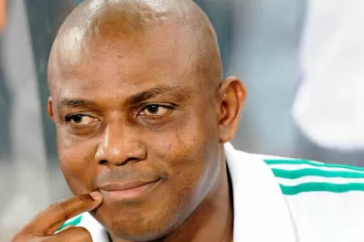 No me importa si Messi juega o no contra nosotros, dijo el DT de Nigeria