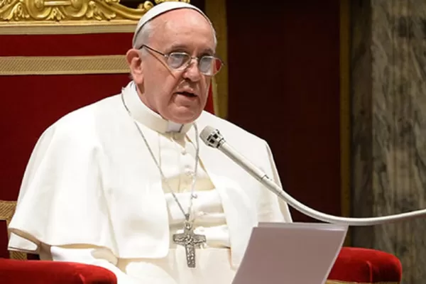 El papa Francisco ratificó su postura en contra de las drogas, incluso de las blandas