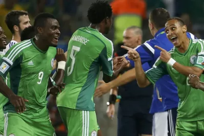 Nigeria derrotó a Bosnia y quedó a un paso de los octavos de final