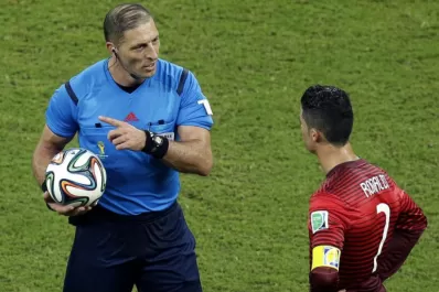 Pitana dirigirá Honduras-Suiza y un italiano lo hará en Argentina-Nigeria