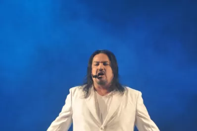 Gustavo Parrado se lanza a una nueva apuesta artística en un show con su nombre