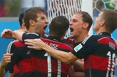 Alemania derrotó a Estados Unidos, pero ambos clasificaron