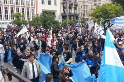 Los Bancarios anunciaron un paro para el 8 de julio