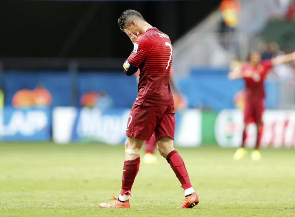 NO VA MÁS. Ronaldo soñaba con que este sería su Mundial, pero no. Pasó sin pena ni gloria y apenas pudo marcar un gol. 
