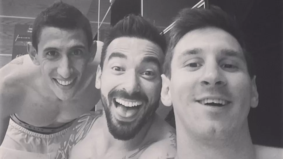 La selfie de Messi, Di María y Lavezzi: Un pasito más